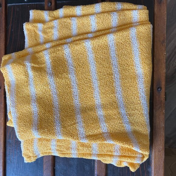 Zara yellow and white 2 piece lounge wear set with tags - Picture 4 of 12